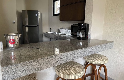 Punta Cancun Hotel | Sina Suites Cancún - Adults Only