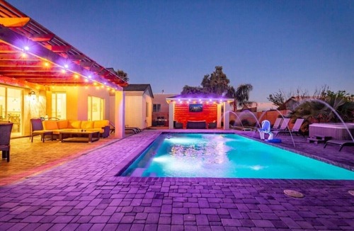 Paradise Valley Village House | Sleeps 32 | 19-Bedroom Phoenix Compound | Private Hot Tub | Pet-Friendly