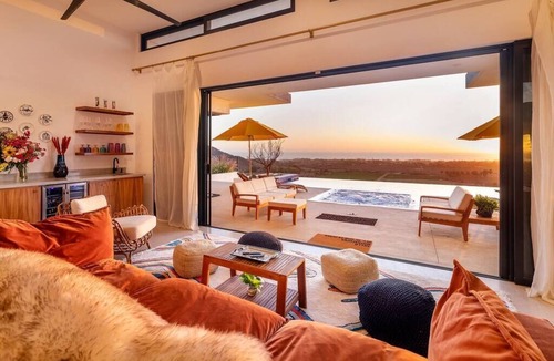 El Pescadero Villa | Sleeps 8-Lavish 4-Bed Villa Ultimate Luxury & Amenities, Luxury Villa