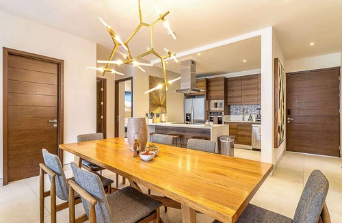 El Tezal Apartment | Sleeps 8 -Rooftop Penthouse @ Visa Vela + Jacuzzi