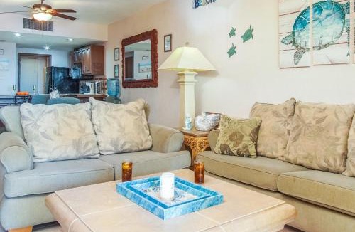 Sandy Beach House | Slow M'Ocean Cottage Ocean View Private Condo