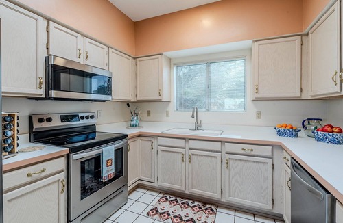 Canoa Estates House | Snowbird Rental- Carport & GVR in Green Valley