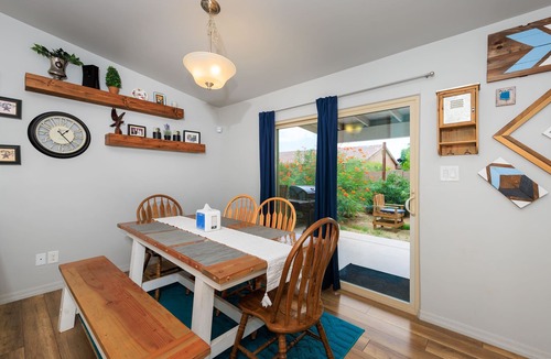 Yuma House | Snowbirds & Families - Large Covered Patio - Pet Friendly - CableTV - Sleeps 6