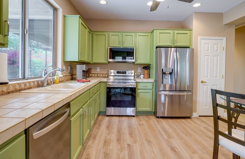 Anthem Country Club House | Snowbirds Welcome! Anthem Gem w/Fairway Views