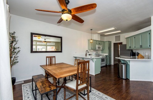 Needles House | Snowbirds Welcome. Enjoy River Life On a Golf Course.