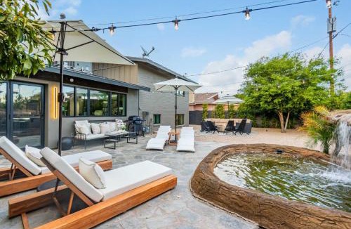 Park Scottsdale Four House | SolaNova Designer Oasis with Cocktail Pool & Theater