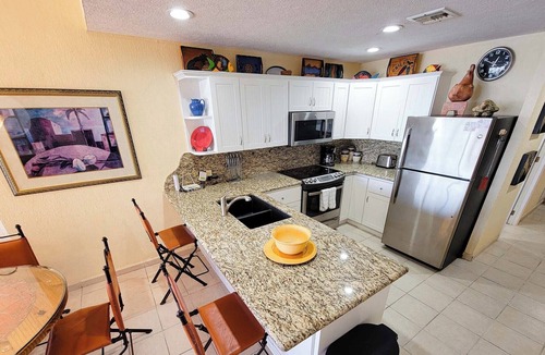 Sandy Beach Condo | Sonoran Spa E407 - 2 BR Next to the Pool, High Speed Wi-Fi - Beachfront Upper Floor Luxury Condo