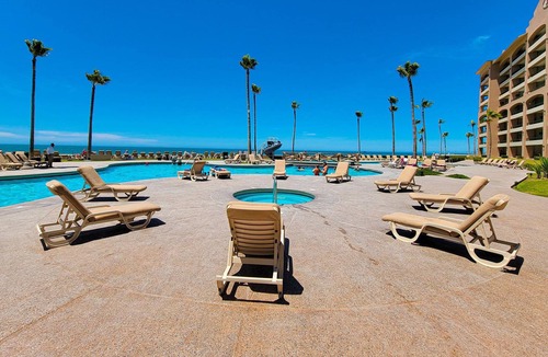 Sandy Beach Condo | Sonoran Spa E410 - 3 BR Next to the Pool, High Speed Wi-Fi - Beachfront Upper Floor Luxury Condo