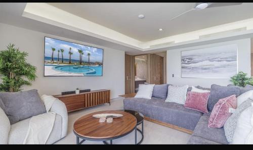 Bella Vista Apartment | Sonoran Star Signature 3-Bedroom Beachfront Luxury Condominium