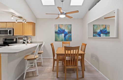 Desert Foothills Estates House | South Mountain Home in a Quiet Area - Trail Access Close🏜🏌️‍♀️-⛳️ - Summer Specials