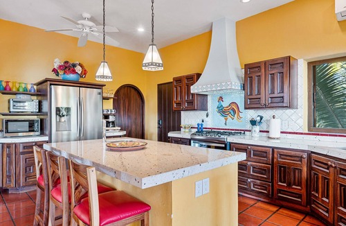 San Francisco Villa | Spacious Luxury Villa - 2 Pools & Ocean Views - Sleeps 16, Perfect for Reunions!