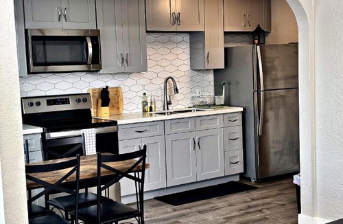 Gilbert Apartment | Spacious 2BR Condo, Steps to Downtown Gilbert, King Bed & Laundry