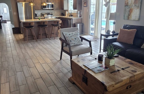 Yuma House | Spacious 3b2b house. Come relax and enjoy a refreshing splash in a cool pool.