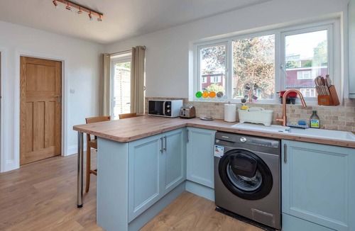 West Hill House | Spacious 3BDR Home with Workspace in Prime Spot
