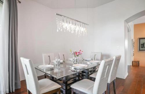 Fountain Hills Apartment | Spacious 3BR Villa w Mountain Views, Pool & Private Garage Near Scottsdale