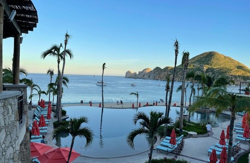 El Medano Ejidal Condo | Spacious 4 bedroom 3.5 bath with a great view from building two second level.