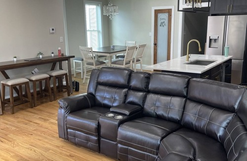 Ilion House | Spacious 4 bedroom home in the village