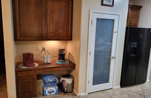 Los Arbolitos Ranch House | Spacious 4-bedroom house in delightful Avondale with WiFi, AC