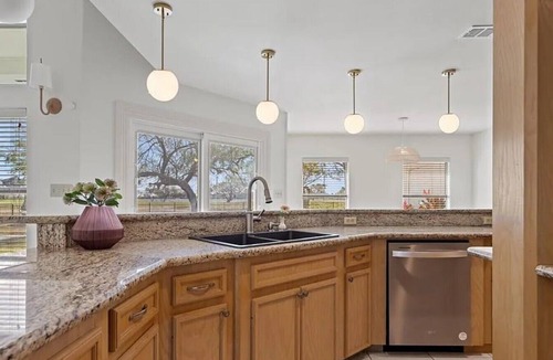 Laguna Vista House | Spacious 4-bedroom home in Laguna Vista w/pool, pickleball, golf course and gym
