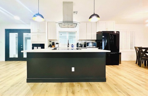 Tempe House | Spacious 4BR Tempe Home w/Fully-Fenced Backyard
