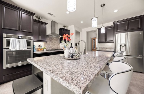 Mira Loma House | Spacious 5BR 4BA House in Jurupa Valley/BBQ Grill