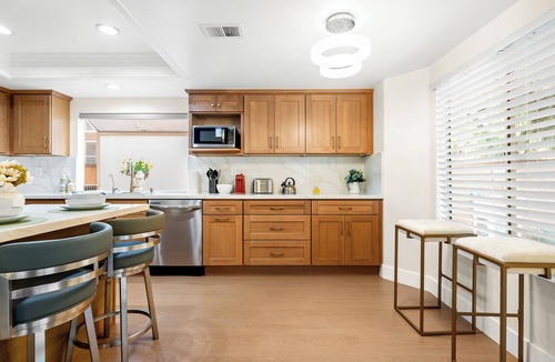 Chino Hills Villa | Spacious 6-bedroom villa in beautiful Near diamond Bar with AC 71 60 91 FWY