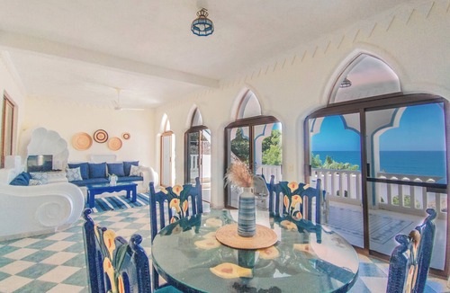 San Francisco Apartment | Spacious apartment with terrace and ocean view -Bello Horizonte