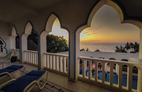 San Francisco Apartment | Spacious apartment with terrace and ocean view -Bello Horizonte