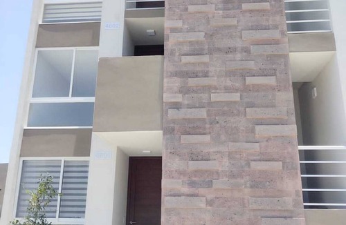 El Marques Apartment | Spacious apartment with cozy patio (ideal for families)