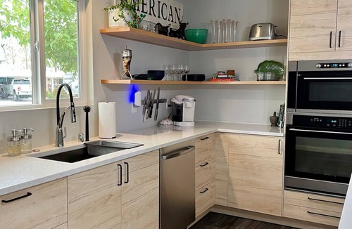 Boulder City House | Spacious, Clean, Modern Home in welcoming Boulder City