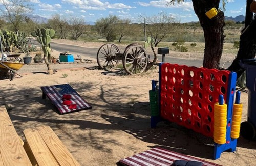 Marana House | Spacious Desert Getaway ~ Scenic Views ~ Hammock!