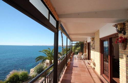 Coveta Fuma Apartment | SPACIOUS FRONT-LINE BEACH APARTEMENT, SOUTH FACING, AIRCO, AMAZING VIEWS, WIFI