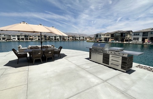 Terra Lago House | Spacious home in Palm Springs area, Indio. Close to all festivals. Sleeps 14+