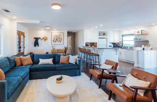 Joshua Tree House | Spacious Joshua Tree Retreat for Large Groups w/Heated Pool, Hot Tub & Views
