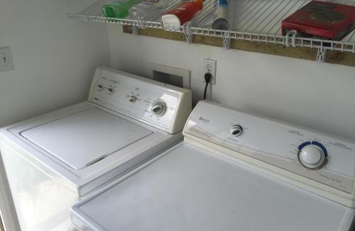 Harlingen House | spacious one Bedroom mobil home