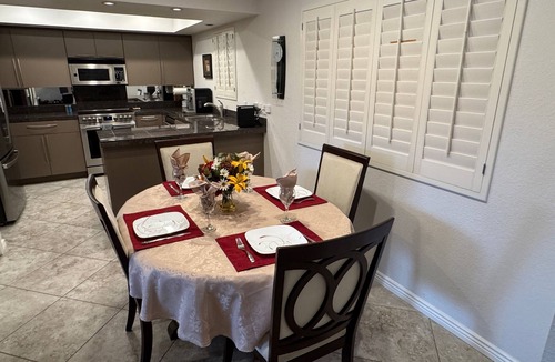 Paradise Valley Village Condo | Special! 40% 0ff Phoenix Luxury Lifestyle