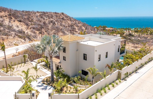 Rancho Cerro Colorado House | Spectacular family home on Rancho Cerro Colorado. Ocean view and beach access.