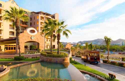 El Medano Ejidal Resort | Spend Thanksgiving in Luxury: 3Bd Presidential Penthouse on Cabo's Medano Beach