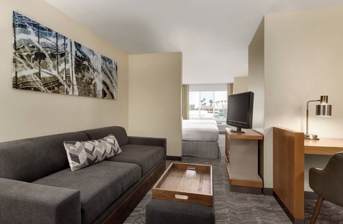 North Mountain Hotel | SpringHill Suites Phoenix North