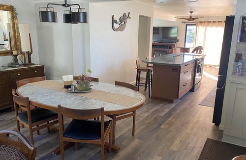 Cayucos House | StarLitSands - Comfortable 2-bd/1-ba house in Cayucos view of Morro Rock & Ocean
