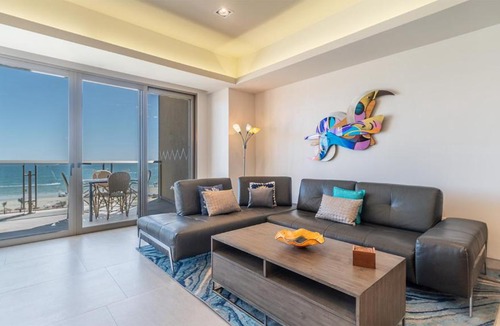 Bella Vista House | State-of-the-Art Beachfront Escape Along the Sea of Cortez