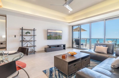 Bella Vista House | State-of-the-Art Beachfront Escape Along the Sea of Cortez