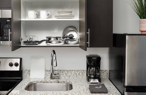 Yuma Apartment | stayAPT Suites Yuma