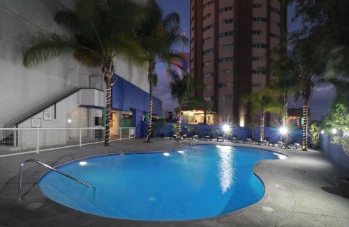 Zona Expo Apartment | Staybridge Suites Guadalajara Expo by IHG