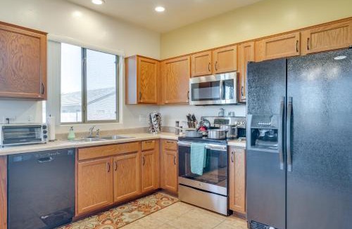 Green Valley House | Step-Free Sahuarita Retreat! Patio + Pool Access