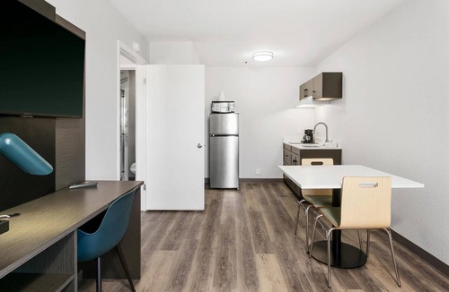 Tempe Hotel | Studio 6 Tempe, AZ – Elliot Road