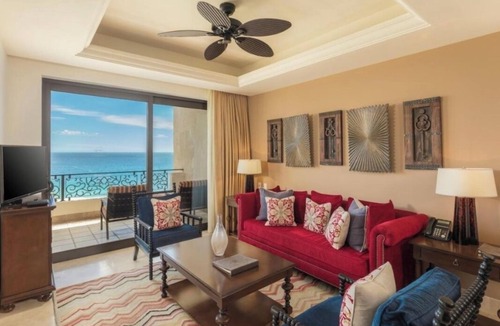 Marina Resort | Studio in a luxury resort on the beach with 7 outdoor swimming pools.