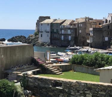 Erbalunga Apartment | Studio pied dans l’eau CAP CORSE ERBALUNGA
