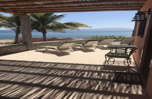 El Sargento Cottage | studio separate casita with full kitchen