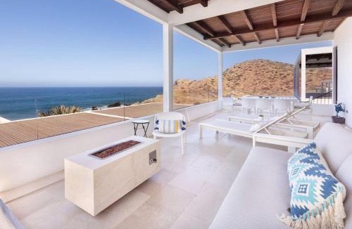 Cerritos Apartment | Stunning Beachfront Residence with Resort Perks
